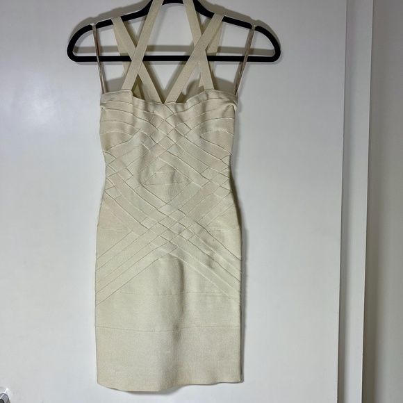 Herve Leger Ivory Bandage Dress EUC Size XXS - Picture 9 of 16